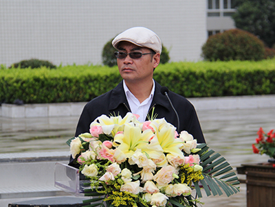 杰出校友桂涛声雕像在我校落成