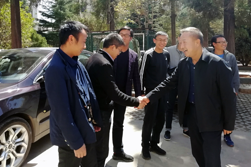 我校调整补充4名工作队员到者海镇驻村
