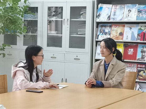 F:\2020下半年新闻(三)\退役学生田霞:戎装之下,本色不改\新建文件夹\3.jpg